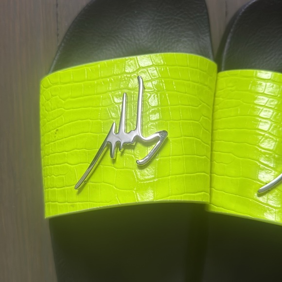 Giuseppe Zanotti men’s sandal size 43…. worn twice main image 7